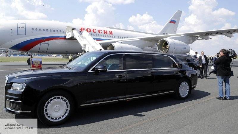 Западные СМИ назвали лимузин Путина бронированным совершенством