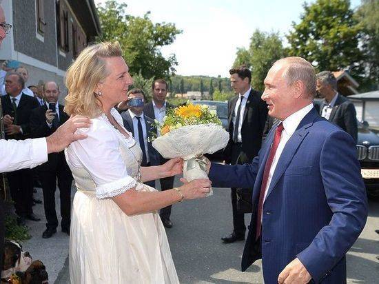Карин Кнайсль рассказала историю появления Путина на своей свадьбе