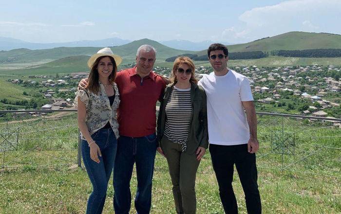 Жена самого богатого армянина России показала, как их семья отдыхает в Армении