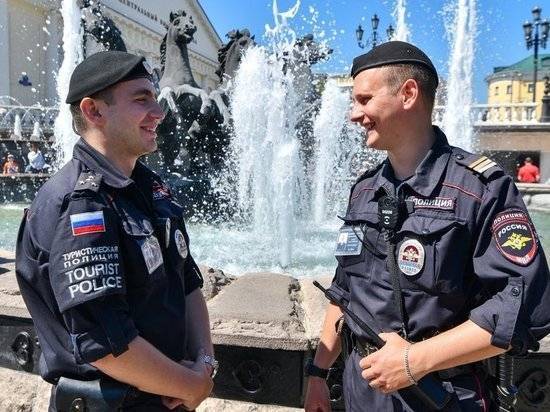 Российским полицейским разрешили выезд за рубеж: куда они смогут отправиться