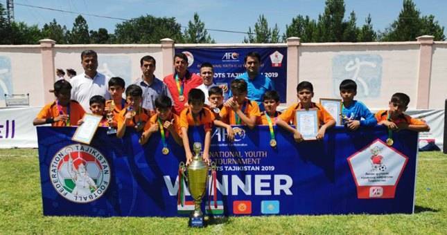 Юные футболисты Душанбе стали победителями международного турнира «Grassroots Tajikistan-2019»