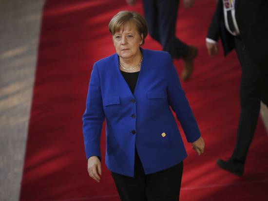 В Бундестаге раскритиковали Меркель за антироссийскую политику