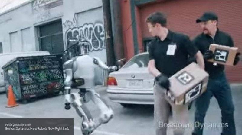 Видео восстания робота против издевавшихся над ним людей появилось в Сети