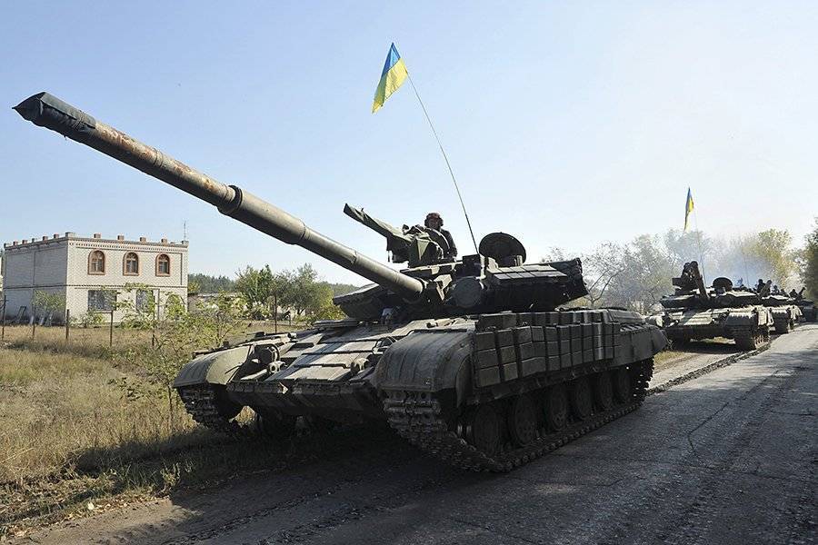 Украинские каратели ранним утром открыли по Донецку огонь из тяжелого вооружения