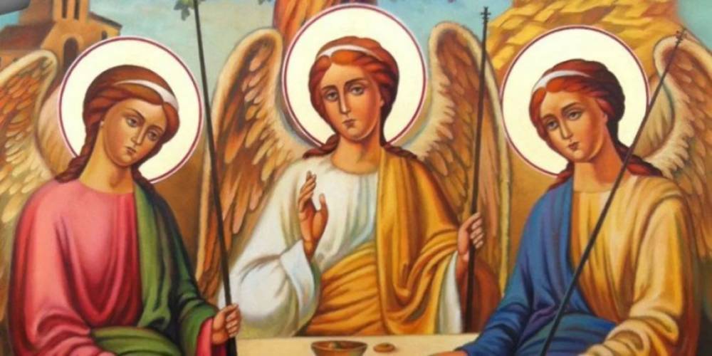 Христиане отмечают День Святой Троицы