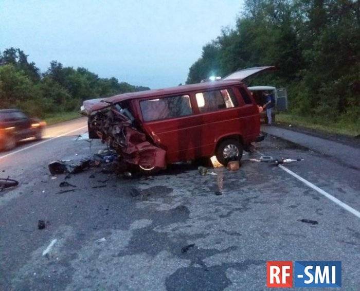 В аварии под Воронежом погибли 8 человек