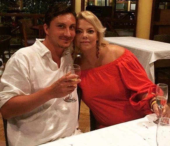 Яна Поплавская поздравила своего супруга с днем рождения