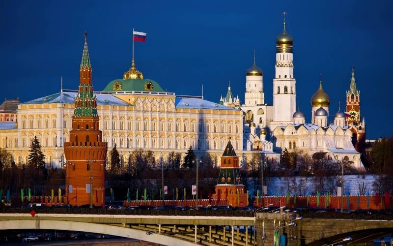 Кремль ждет, когда Зеленский сможет сформировать новую политику Киева