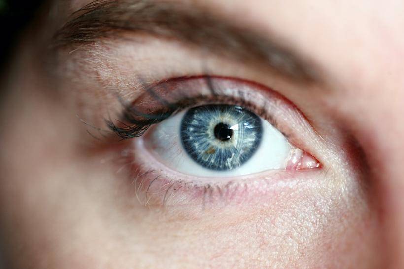 Учёные предупредили о вреде ультрафиолета для глаз