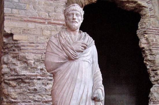 Императора Юлиана нарекли Отступником за попытку возврата языческой веры