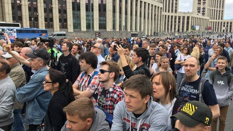 Эксперт объяснил, почему митинги оппозиции в Москве обернулись провалом
