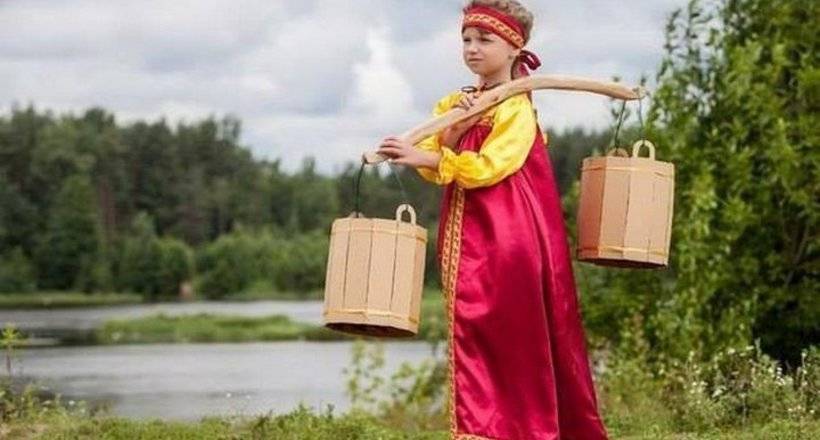 Как жила 10-летняя девочка в России 100 лет назад