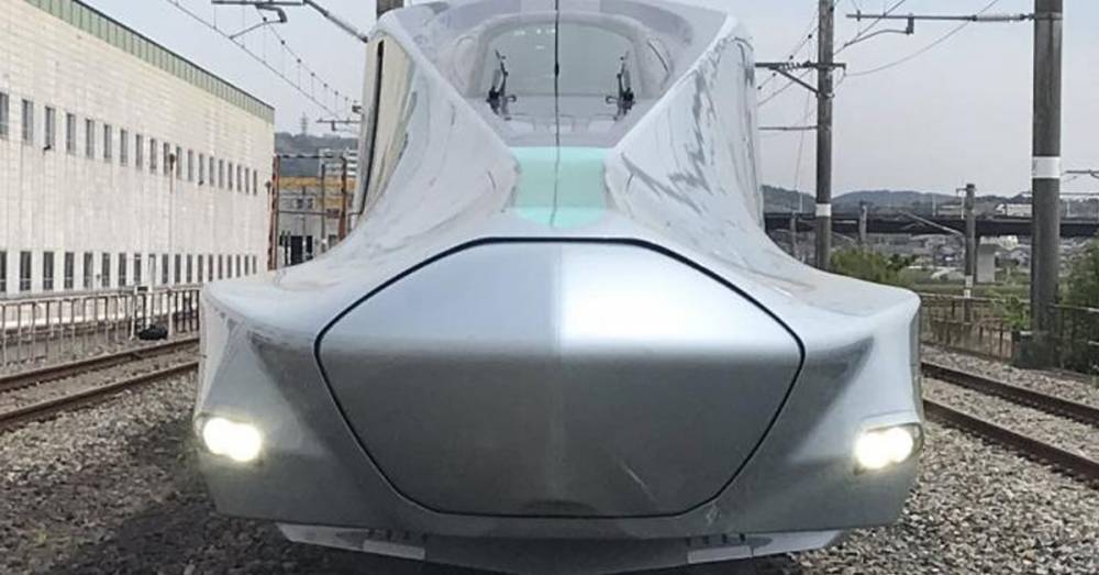 В Японии тестируют поезд, который может ехать со скоростью 360 км/час