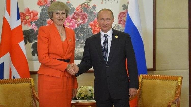 Британия и Россия рассматривают возможность встречи Мэй и Путина
