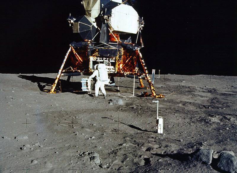 Озвучены пять малоизвестных фактов о миссии NASA Apollo 11