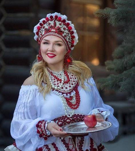Звезда Comedy Woman Надежда Ангарская похудела на 30 кг и показала сексуальную фигуру
