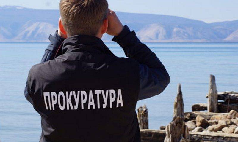 Массовой гибелью рыб и раков на севере Байкала заинтересовалась прокуратура