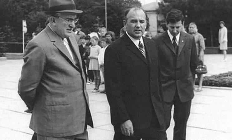 Какие реформы Горбачёва на самом деле придумал Андропов | Русская семерка