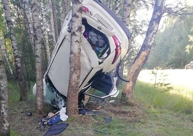 В ДТП с улетевшим под Рязанью в лес автомобилем пострадали три человека