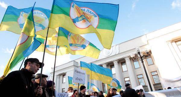 «Аграрная партия Украины»: защитники села или лоббисты агрохолдингов?