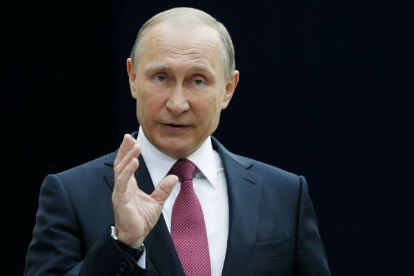 Путин: в экономике ведутся торговые войны без правил
