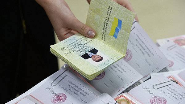 "Понимают суть": Иоффе о желании бывших крымчан получить гражданство РФ