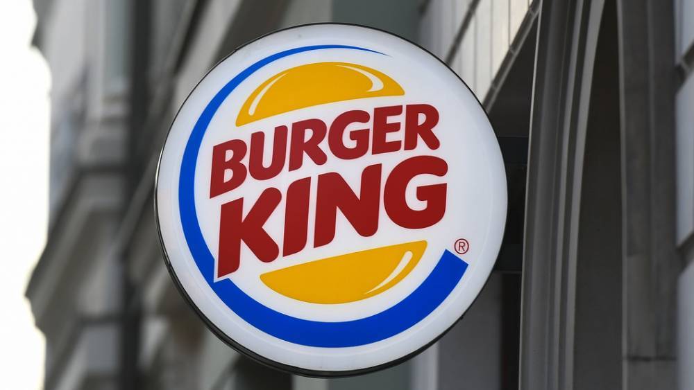 "Матерные" бургеры с курицей: ФАС завела дело на Burger King и грозит штрафом в 500 тысяч