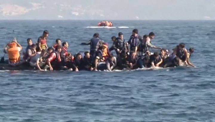 Судно с десятками нелегалов затонуло у берегов Турции