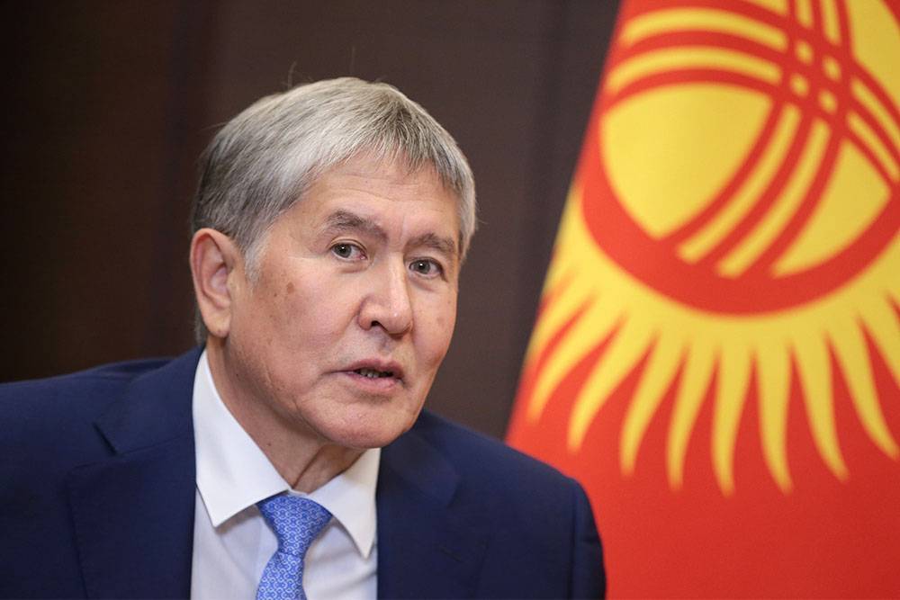 Парламент Киргизии выдвинул против бывшего президента обвинения по девяти пунктам