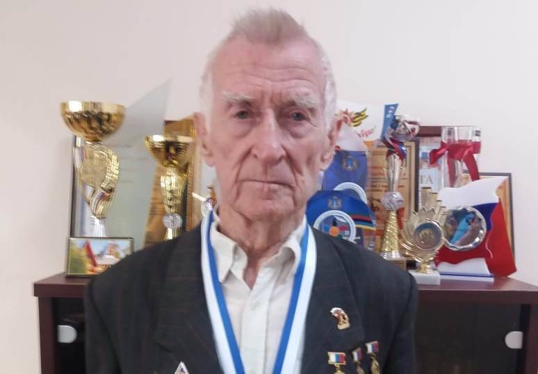 Чемпионом Европы по тяжёлой атлетике стал 88-летний ульяновец