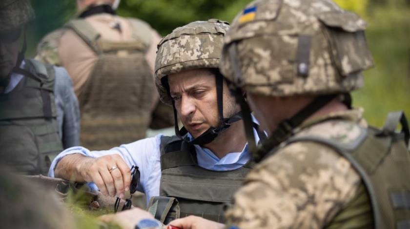 Зеленский обрек Донбасс на продолжение войны отказом от переговоров с республиками