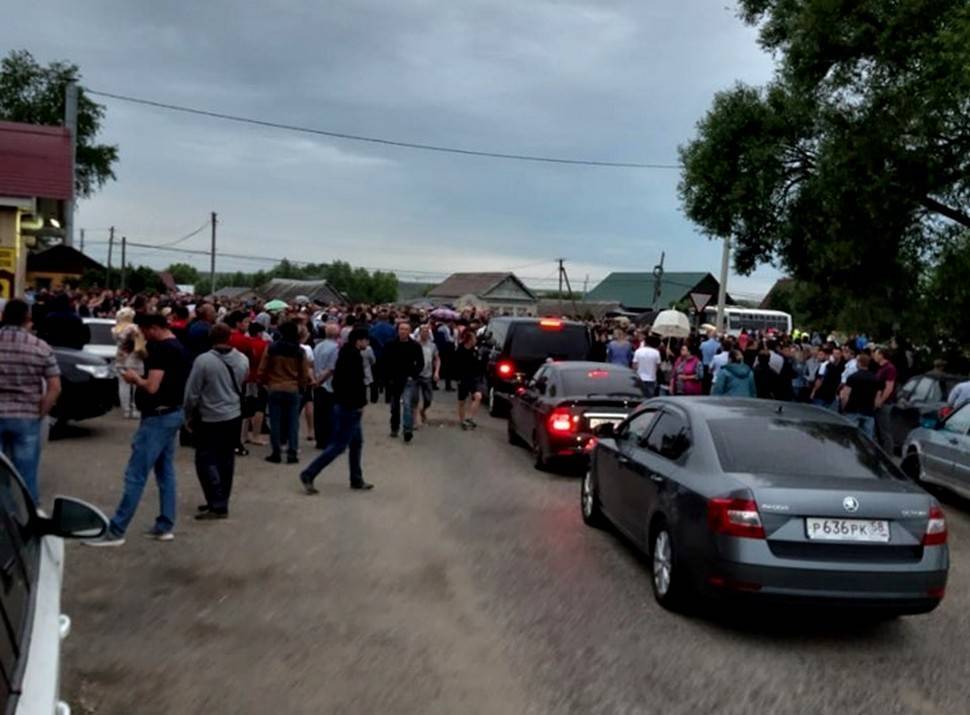 По делу о массовой драке в Чемодановке задержали еще 13 человек