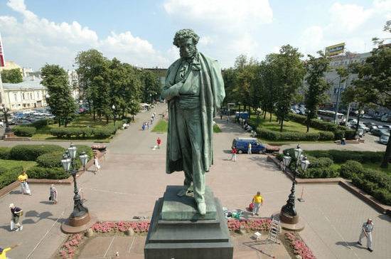 Деньги на памятник Пушкину собирали 20 лет
