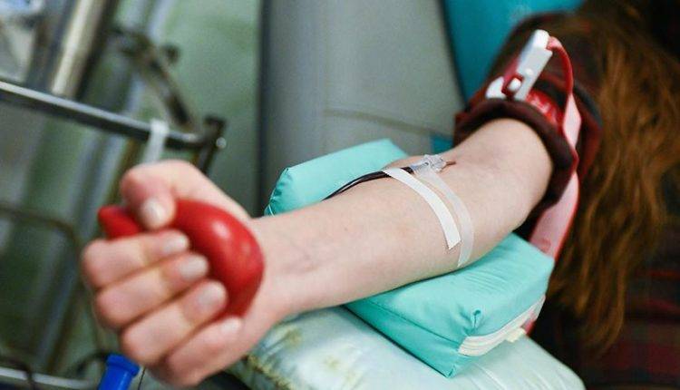 Ученые нашли способ продлить жизнь с помощью переливания крови