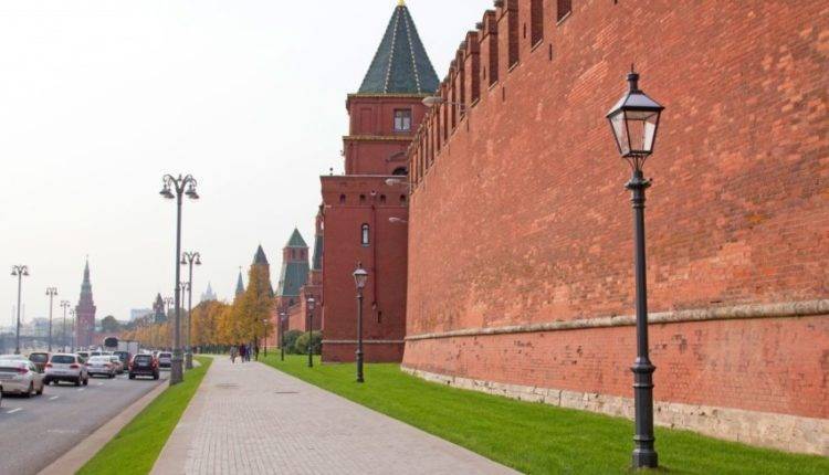 Кремлевский раскоп: москвичам покажут найденные артефакты