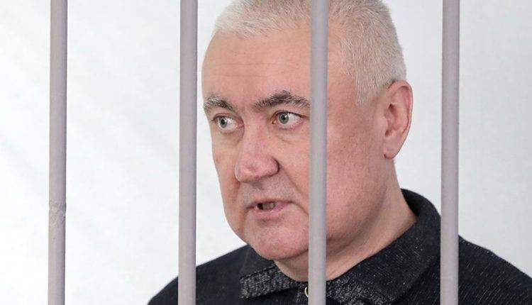 Обвиняемый во взятке экс-глава Свердловской ж/д найден мертвым