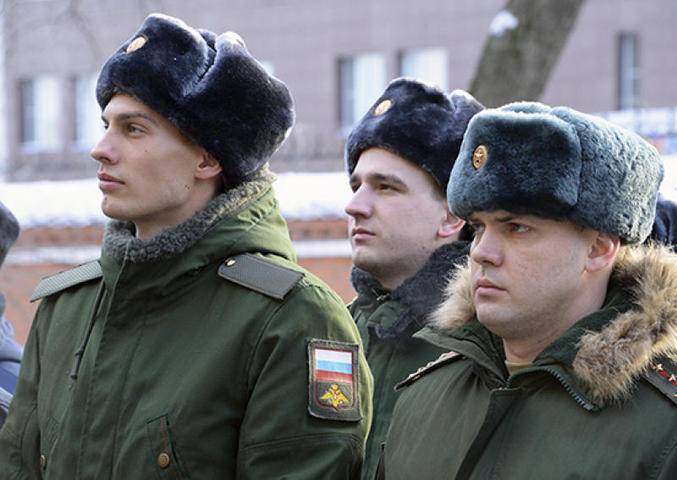 Рекордное число россиян назвали службу в армии долгом каждого мужчины