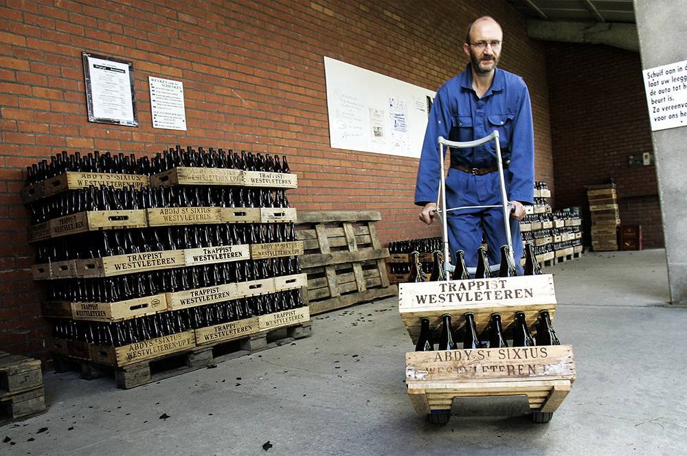Бельгийские монахи запустили сайт по продаже пива, чтобы помешать спекулянтам