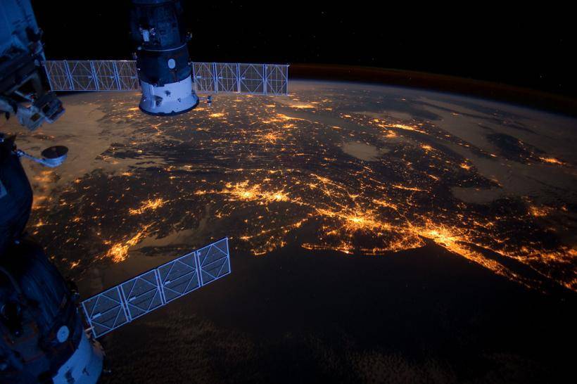 NASA запустит в космос атомные часы для указания астронавтам направления