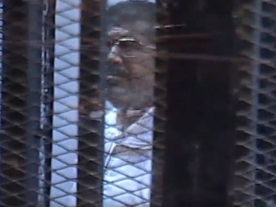 СМИ назвали причину смерти Мухаммеда Мурси в суде