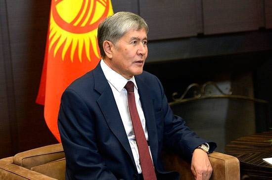 Число обвинений в адрес экс-президента Киргизии Атамбаева сократилось