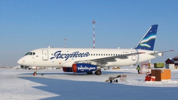 Самолет авиакомпании «Якутия» выкатился за пределы взлетно-посадочной полосы