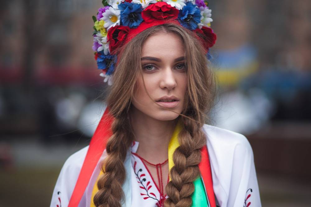 Глава комитета Верховной Рады возмутился словами Зеленского о «красивых женщинах» на Украине