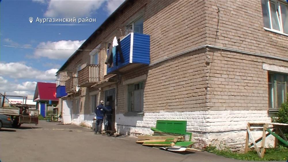 В Башкирии в селе отремонтируют 10 подъездов