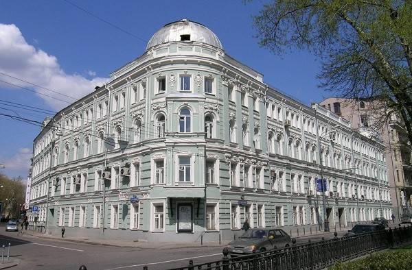 Агонизирующий ИТ-институт «Ростеха» против воли заплатит 100 миллионов за российское «железо»
