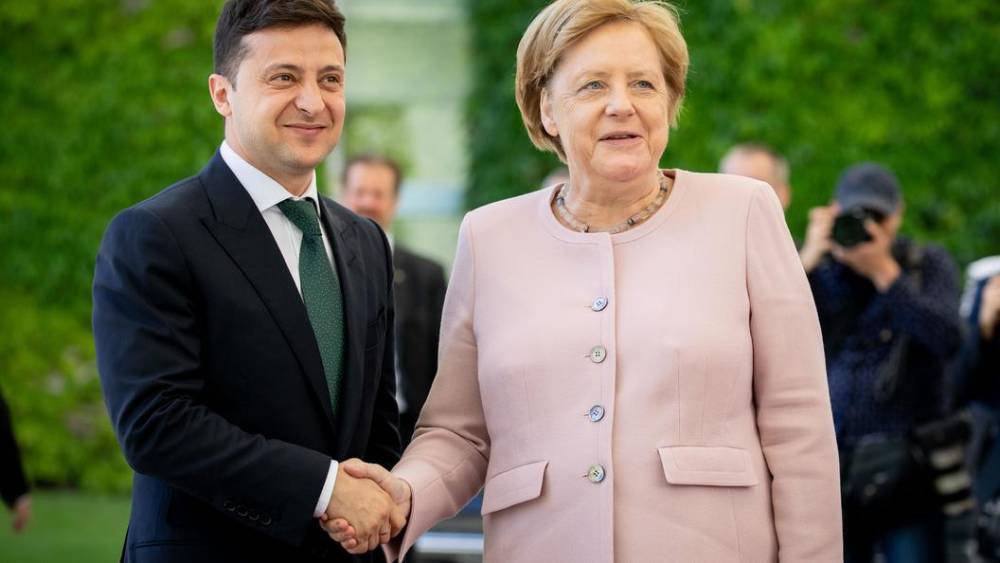 Карты раскрыты: Зеленский признался в серьезных разногласиях Украины и Германии по "Северному потоку - 2"