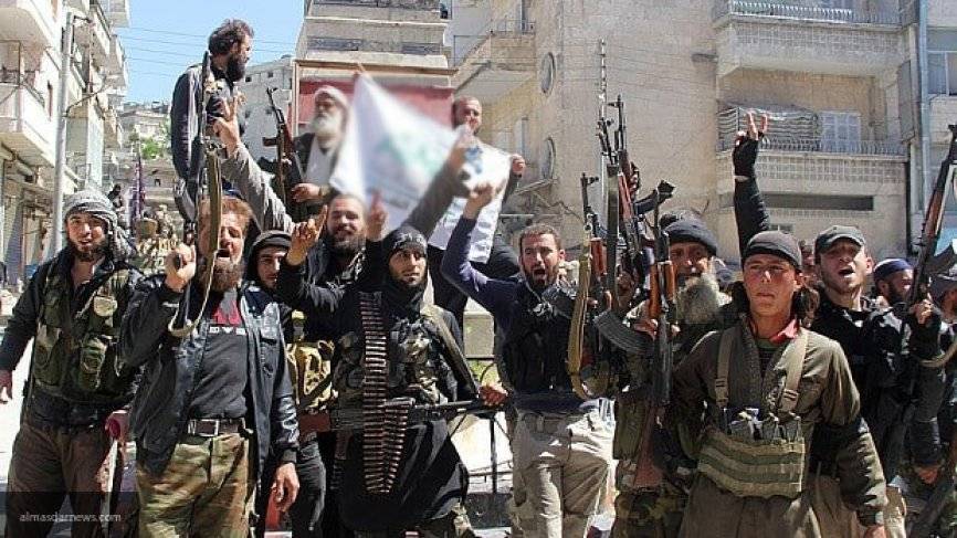 Члены «Хайят Тахрир аш-Шам» сами разрушают себя и без операций сирийской армии