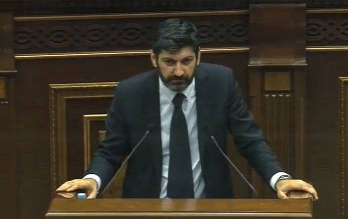 Ваге Григорян избран членом Конституционного суда Армении