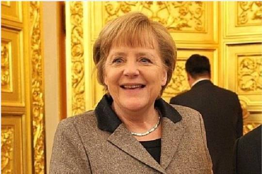 Меркель сообщила о проведении первых переговоров «нормандской четверки» после избрания Зеленского