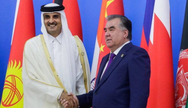 Рахмон обсудил с эмиром Катара вопросы безопасности и сотрудничества